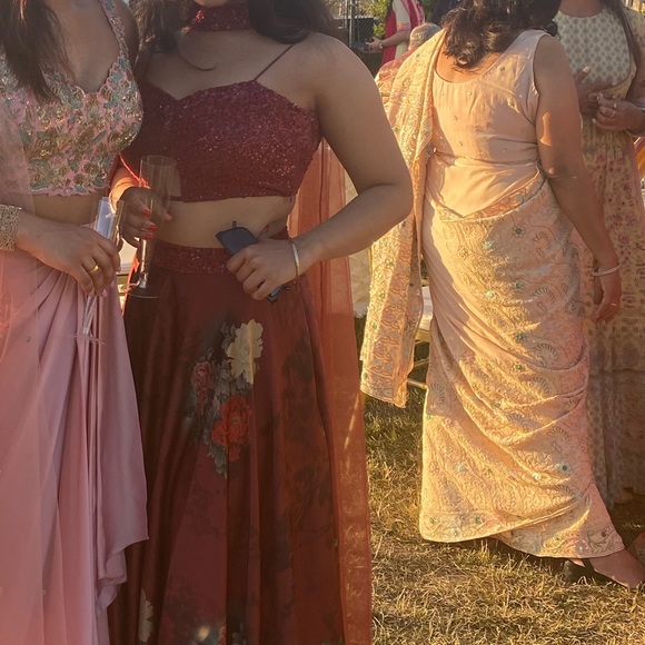 Beautiful red lehenga with red sequin blouse - Picture 4 of 10